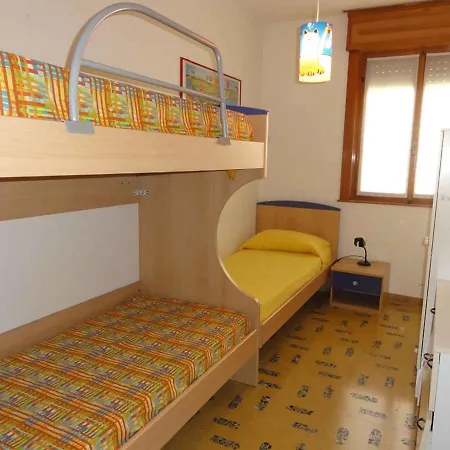 In 36877 Apartment *