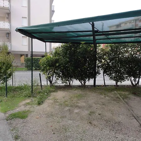 In 36877 Διαμέρισμα